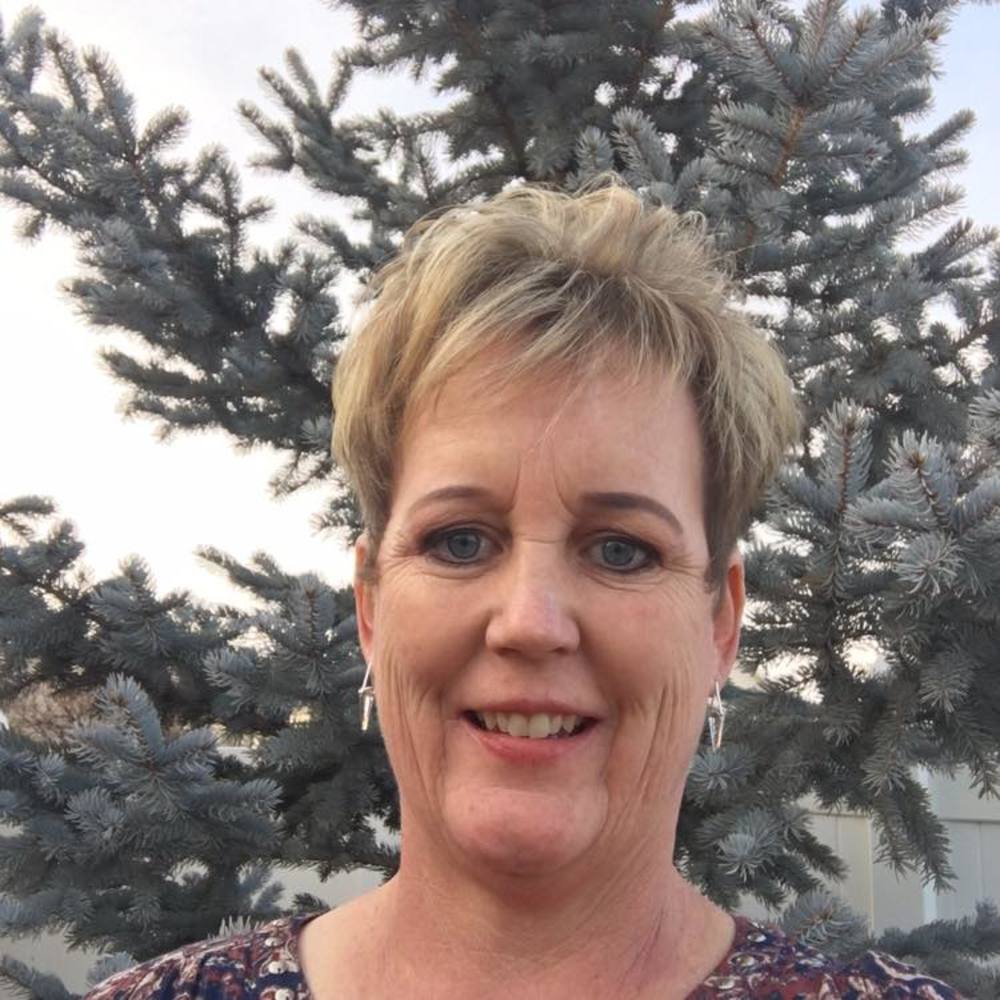 Meet your Posher, Sundie